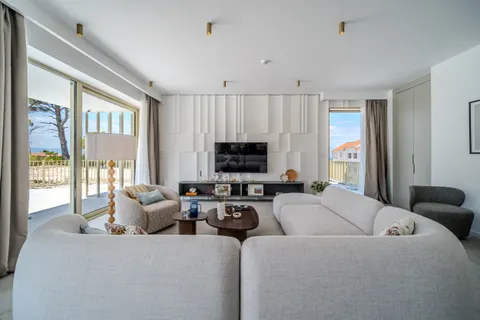 Brač, Sutivan - Nádherná vila blízko mora 274m2