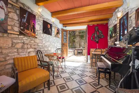 Istria, Bale – Očarujúci dom s konobou a piatimi apartmánmi