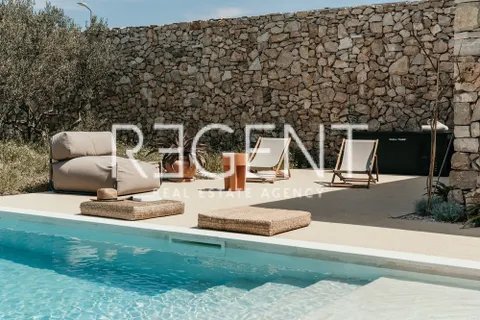 Šolta - Villa unica con vista panoramica sul mare, 270 m2