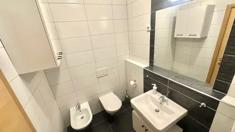 Záhreb, Veliko Polje - Trojizbový byt na dlhodobý prenájom 80 m2