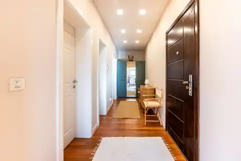 Zagreb, Remete – Prostorno štirisobno stanovanje za najem