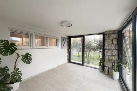 Zagreb, Malešnica - dvosoban stan s parkirnim mjestom i vrtom