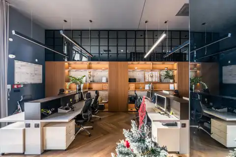 Spalato, Trstenik - Attraente spazio commerciale nell'edificio Orin