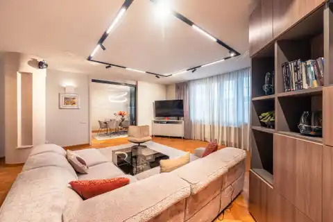 Zagreb, Center - Luxurious four-room apartment in the city center