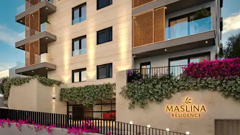 Split, Visoka - Appartement de deux pièces avec jardin au rez-de-chaussée