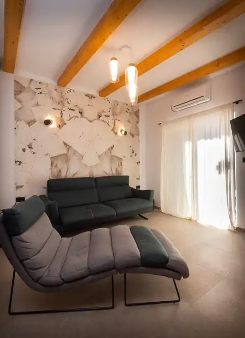 Split, Meje - Ground floor house with a yard