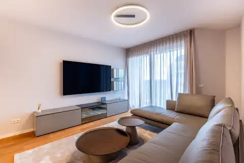 Zagreb, Maksimir – Luksuzno štirisobno stanovanje, prva najemnina