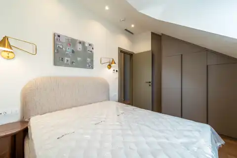 Stan 33 m² za najam — prvi najam, Centar