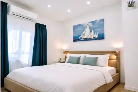 Split, Trstenik - Moderní studio k pronájmu