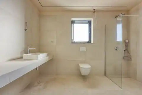 Poreč – Moderna vila s pogledom na more