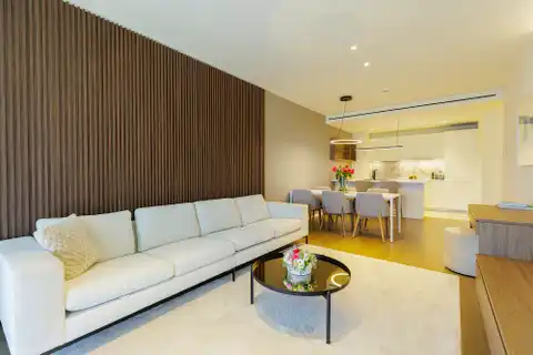 Istra, Petram Resort – trosoban apartman 95 m², balkon, pogled na park