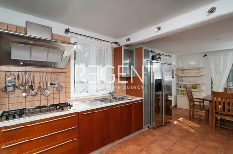 Brač, Mirca - Vila s bazénem u moře 330m2