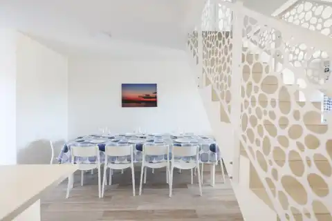 Privlaka - Dom szeregowy z basenem i tarasem na dachu.