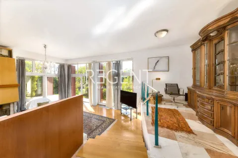 Zagrzeb, Šestine - Willa rodzinna otoczona zielenią 550 m2