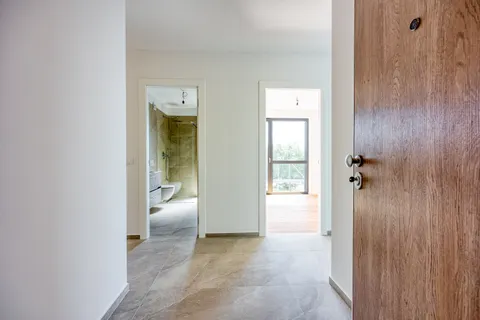 Istra, Novigrad - Trosoban apartman u luksuznom stambenom kompleksu 93 m2