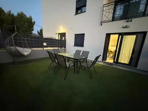 Split,Podstrana - Dvosoban stan sa vrtom