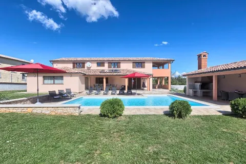 Istra, Tinjan – Prekrasna moderna vila s bazenom 260 m2