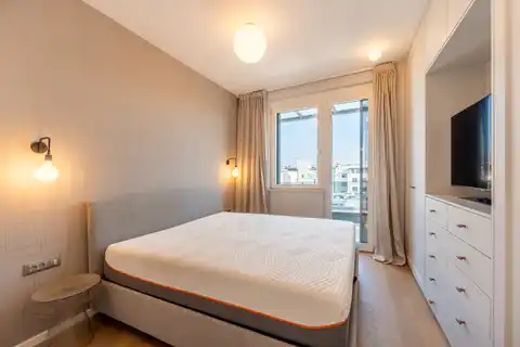 Zagreb, Trešnjevka - Dizajnerski penthouse s velikom garažom
