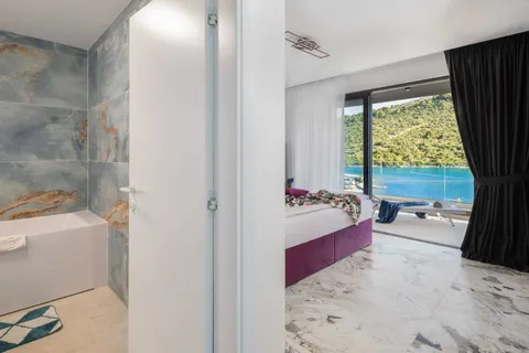 Rogoznica – Villa di lusso di 200 m2 sul mare