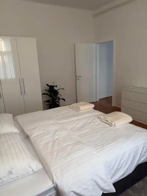 Zagreb, Center - Štirisobno stanovanje za najem