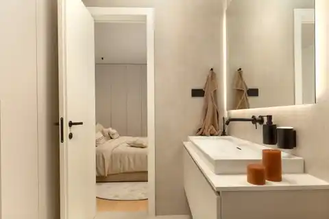 Split, Duilovo - Dvosoban stan sa loggiom i pogledom na more