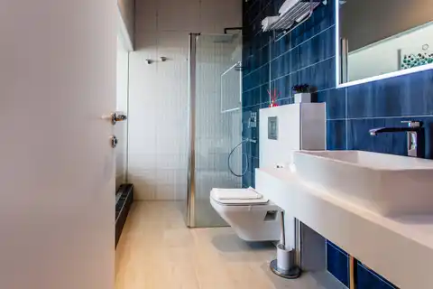 Vila 232 m², Kaštel Stari — 4SS, grijani bazen, pogled na more