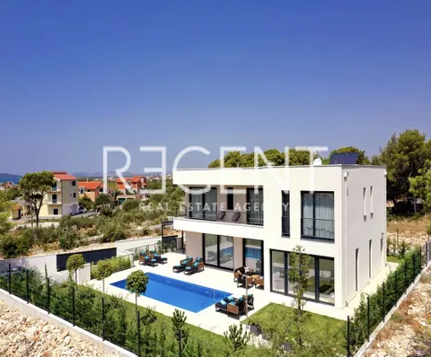 Šibenik, Brodarica – Neue wunderschöne Villa