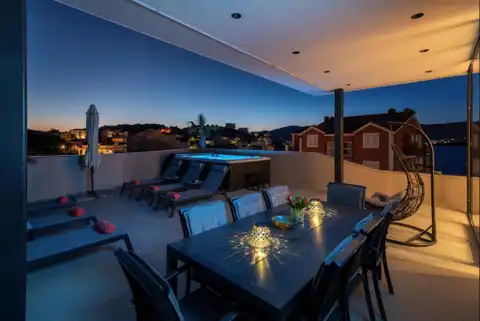 Trogir, Čiovo – Penthouse, 227 m² s 360° terasom i wellnessom
