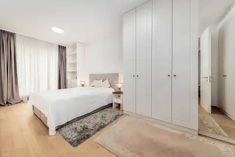 Záhřeb, Centrum - Luxusní dvoupokojový byt 67 m2 k pronájmu
