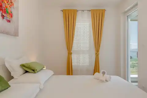Split, Žnjan - Jednosoban stan sa loggiom i pogledom na more