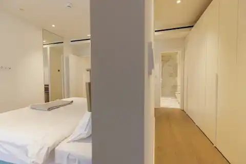 Istra, Petram Resort – trosoban apartman 95 m², balkon, pogled na park