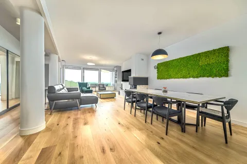 Zagreb, Vrhovec - Moderan trosoban stan 185 m2