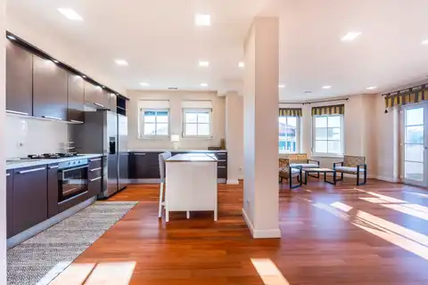 Zagreb, Remete – Prostorno štirisobno stanovanje za najem