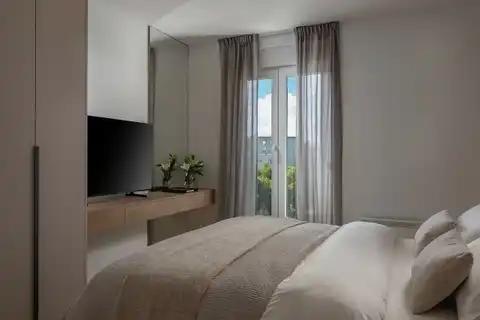 Zagreb, Rudeš - Luksuzan penthouse za život i investiciju