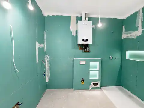 Zagreb, Zentrum - Wohnung 111 m², erster Stock, 4-Zimmer, Rohbau