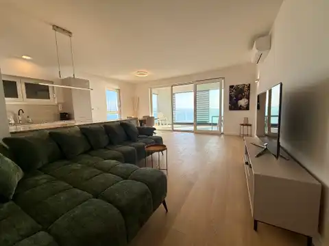 Split, Duilovo - Zwei-Zimmer-Wohnung mit Loggia und Meerblick