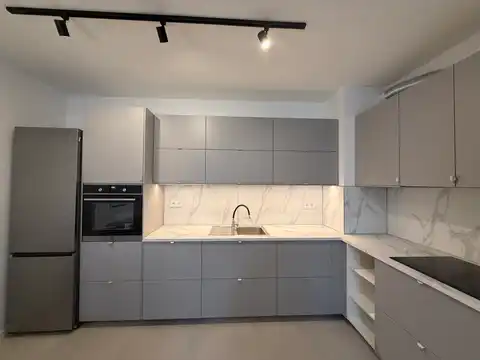 Загреб, Шпанско - трехкомнатная квартира в новостройке