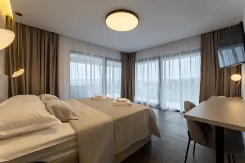 Split, Kaštela - Vila modernog dizajna sa bazenom i pogledom na more