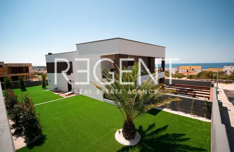 Pag, Novalja - Luksuzna vila s pogledom na more 350 m2
