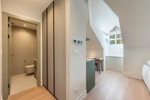 Stan 46 m² za najam — prvi najam, Centar