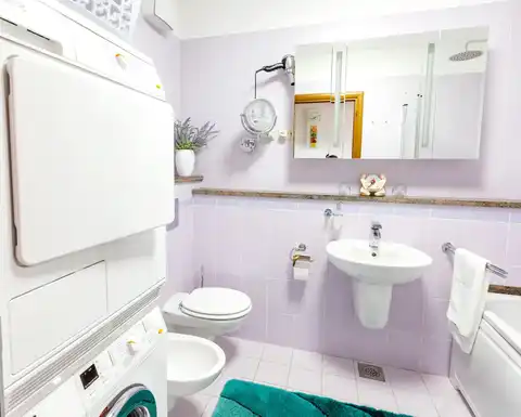 Split, Firule - Dvosoban stan s loggiom i pogledom na more