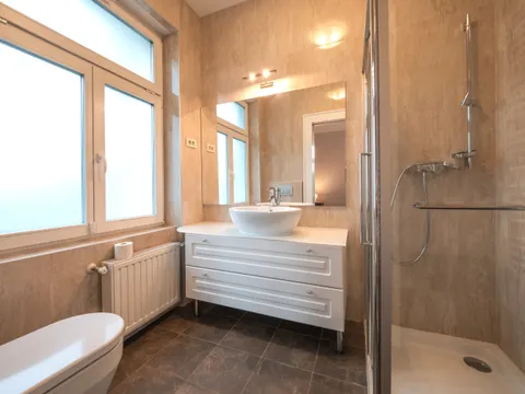 Záhřeb, Nazorova – Prostorný byt k pronájmu 150 m2