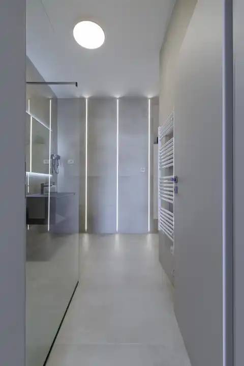 Split, Kila – stan 70 m² s savno, vrtom in bazenom