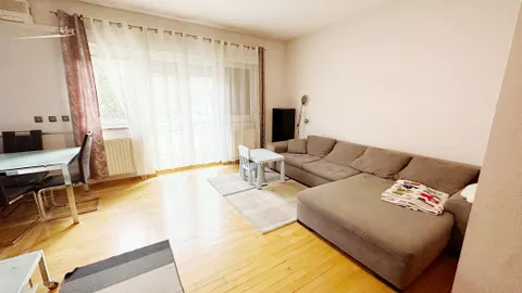 Zagreb, Špansko - Četverosoban stan 91 m2 s dvije loggie