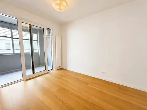 Stan 58 m², Trnje — 2S, loggia, garažno mjesto