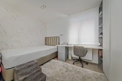 Záhreb, Sveti Duh - Moderný päťizbový byt 150 m2