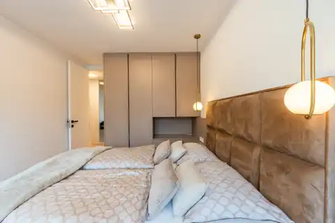 Zagreb, Malešnica - Moderan i potpuno renoviran trosoban stan