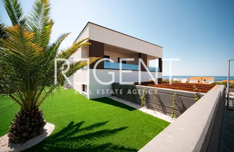Pag, Novalja - Luksuzna vila s pogledom na more 350 m2