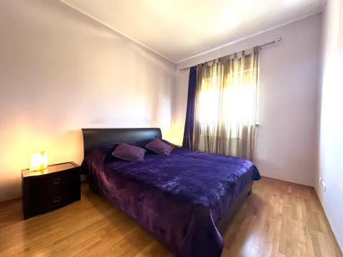 Záhreb, Središće - Trojizbový byt 65 m2 prenájom, DLHODOBÝ