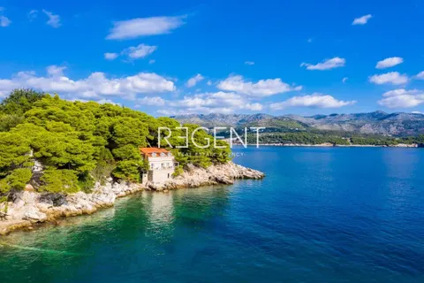 Dubrovník – Jedinečný kamenný dom v prvom rade pri mori